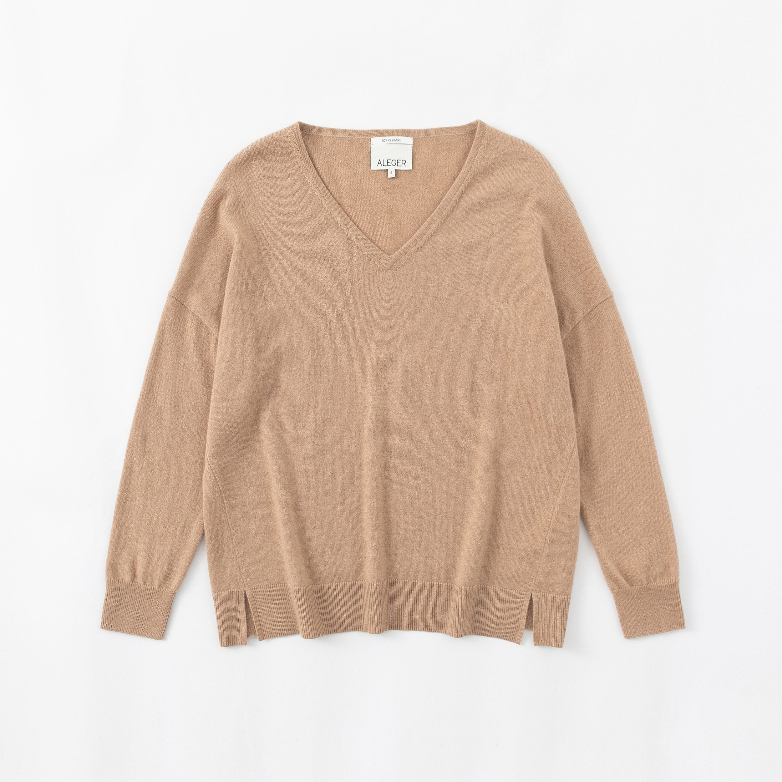 N.29 100% CASHMERE OVERSIZED V NECK -TAN