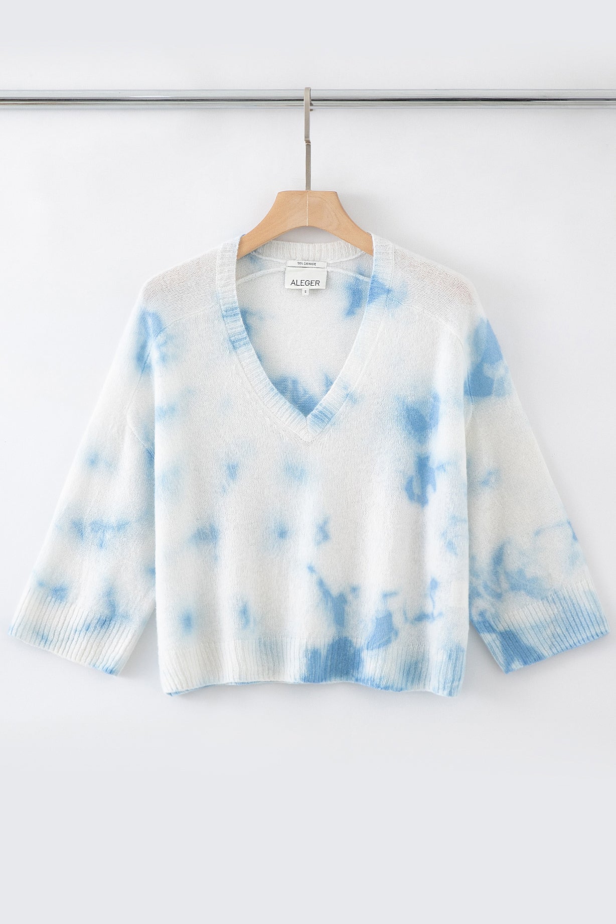 SAMPLE-N.274 FEATHER WEIGHT TIE-DYED LS  V-NECK - SIZE S